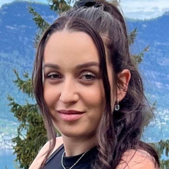 Babysitter in Oberengstringen: Ana