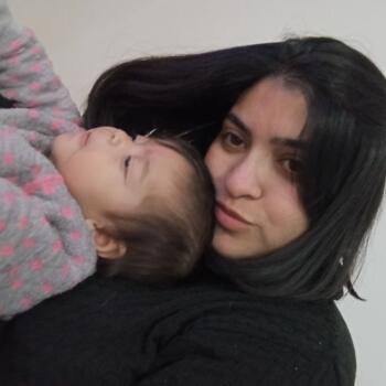 Emprego de babá em Porto Alegre: emprego de babá Tainara