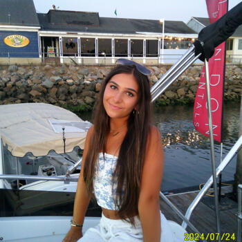 Babysitter in Bayville (New York): Steph