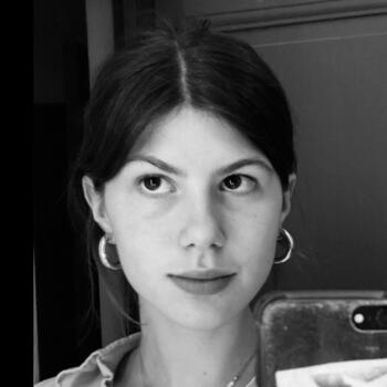 Babysitter in Rennes: Rose