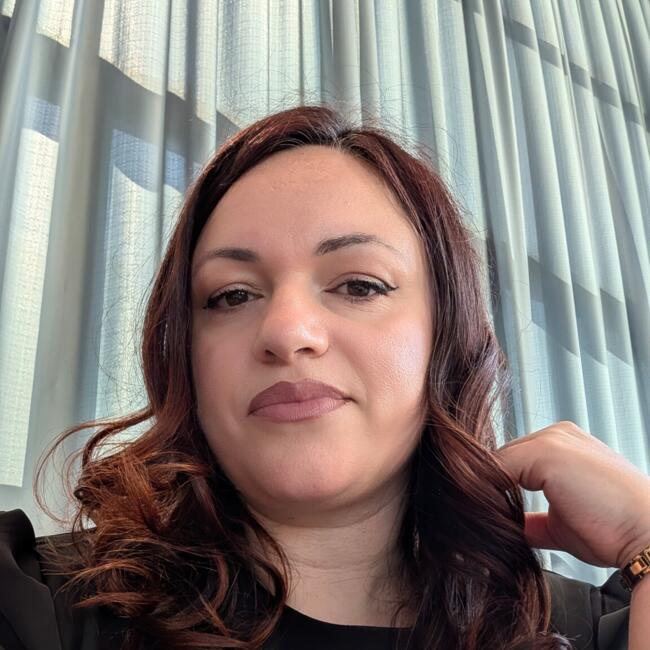 Babysitter a Trinitapoli: Katia