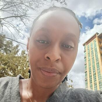 Babysitter in Nairobi: Sharon