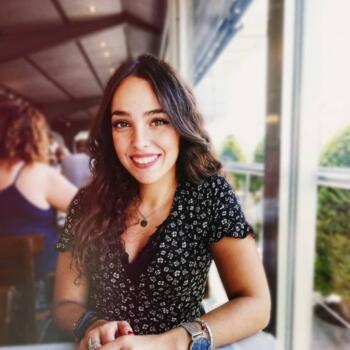 Canguro en Sevilla: Noelia