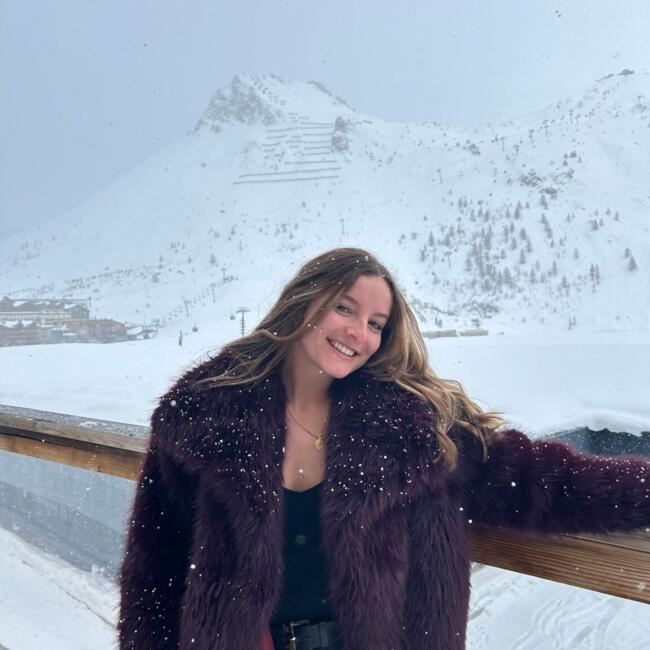 Babysitter in Tignes le Lac: Clara