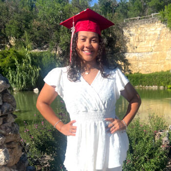 Babysitter in Universal City: Jianna