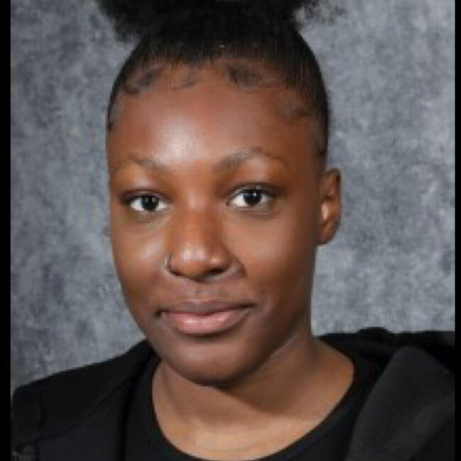 Babysitter in Vitry-sur-Seine: Djeneba