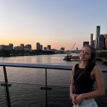 Barnevakt i Brisbane: Isabelle