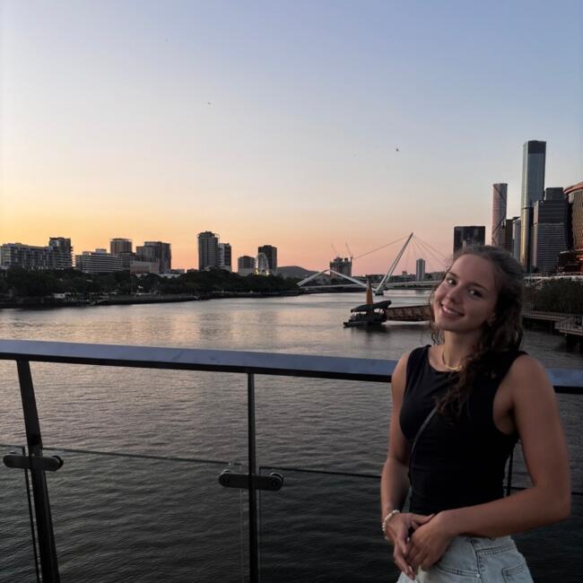 Barnevakt i Brisbane: Isabelle