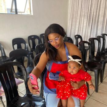 Babysitter Middelburg: Nhlanhla