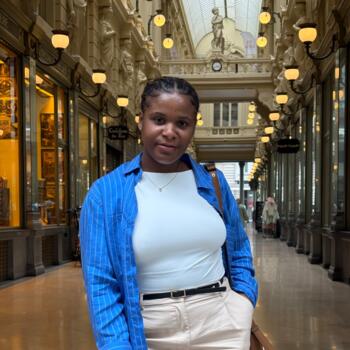 Babysitter in Porto: Carla