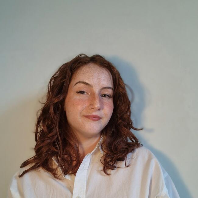 Babysitter in Saint-Ouen: Marine