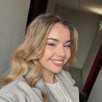 Babysitter in Vaulx-en-Velin: Sherryhane