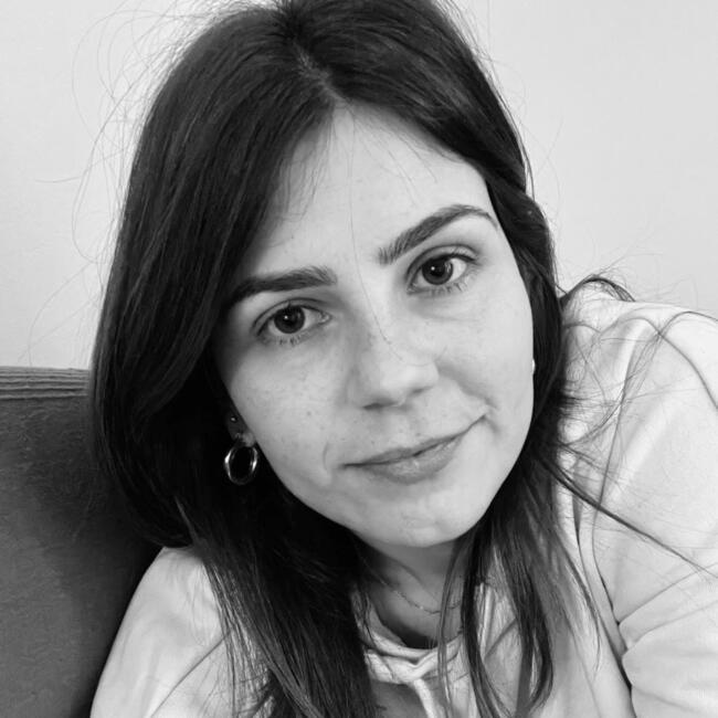 Babysitter in Lisbon: Juliana
