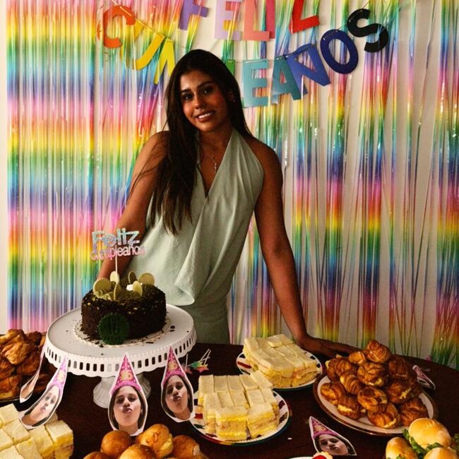 Babysitter in San Isidro: Allison