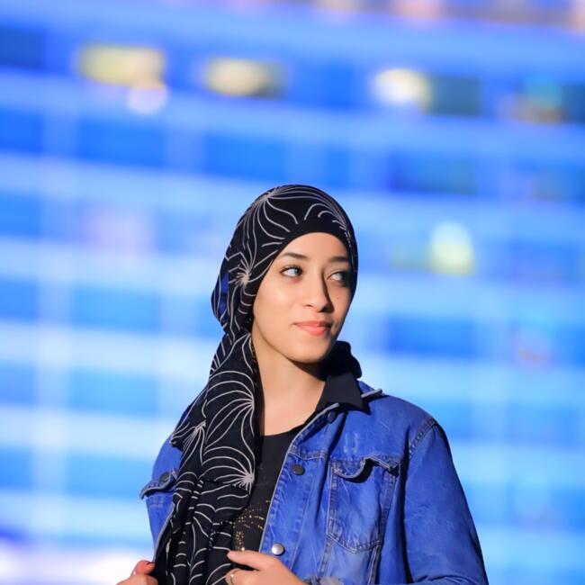 مربية أطفال في شبرا الخيمة: دنيا