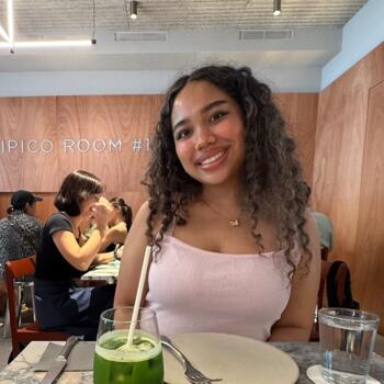 Babysitter Melbourne: Zoe