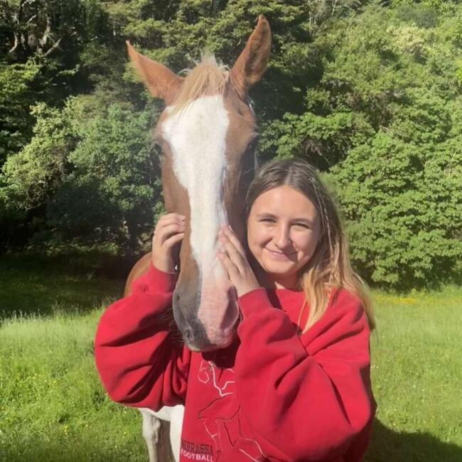 Babysitter in Nelson: Mya