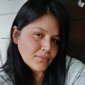 Babysitter in San Fernando: Rocio