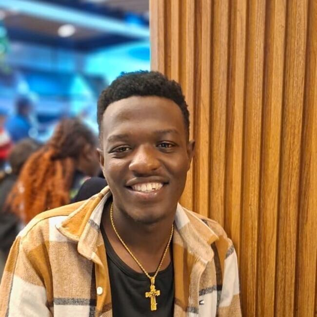 Babysitter in Nairobi: Peter