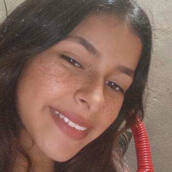 Babysitting job in Ciudad del Este: babysitting job Gabriela Cardozo