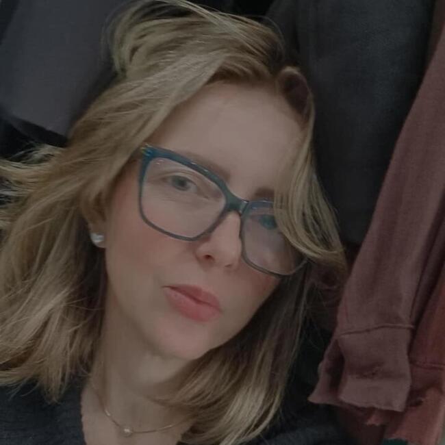 Babysitter in Jundiaí: Maria Claudia