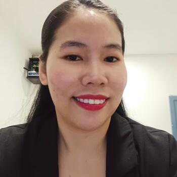 Babysitter in Riyadh: Leah