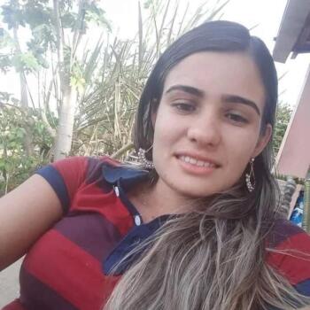 Babá em Mogeiro: Maria