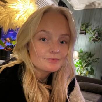 Babysitter in Gold Coast: Julie