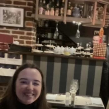 Baby-sitter in Roosdaal: Britt