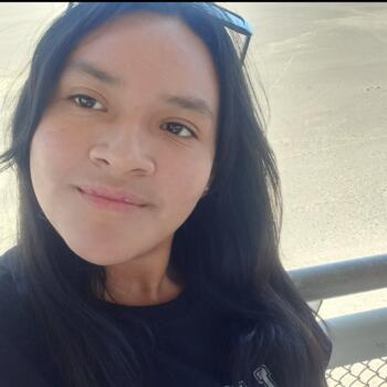 Babysitter in Ate: Lucero