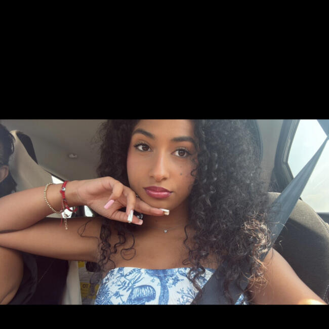 Babysitter in La Loggia: Mayra Caroline