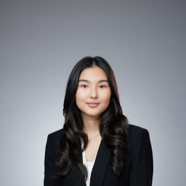 Babysitter in Hong Kong: Aigerim