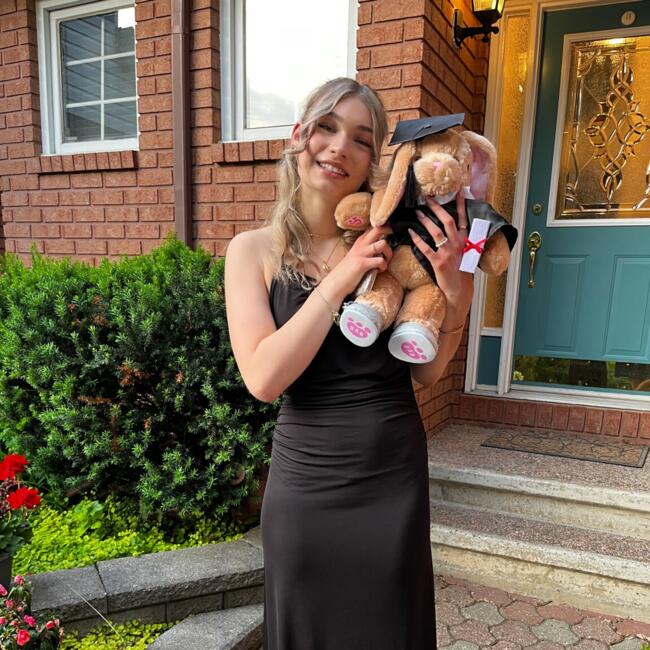 Babysitter in Gatineau: Alyson