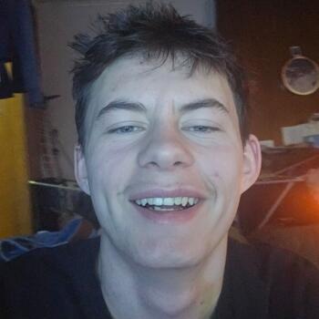 Babysitter in Frasnes-lez-Anvaing: Mathéo