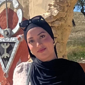 Babysitter Saint-Louis: Rania