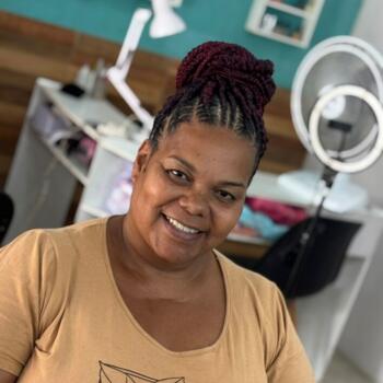 Babá em Niterói: Monica Cristina Carvalho Vasco
