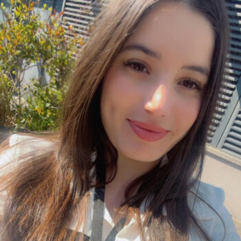 Babysitter in Villemomble: Inas