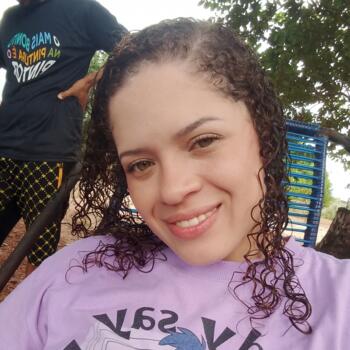 Babá Goiânia: Thays