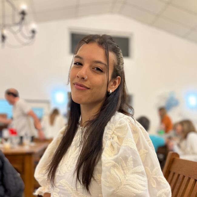 Niñera en General Pico: Ailen