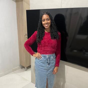 Babá em Ipatinga: Débora 