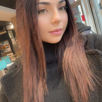 Babysitter in Saint-Denis: Lyna