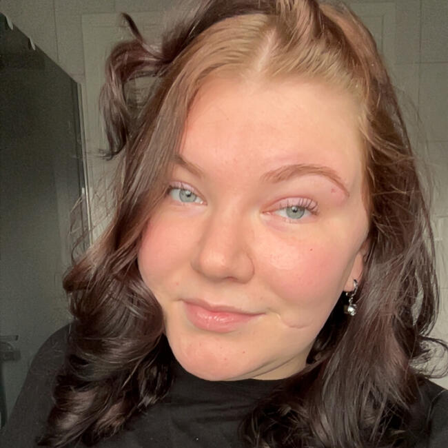 Babysitter in Zetten: Eline