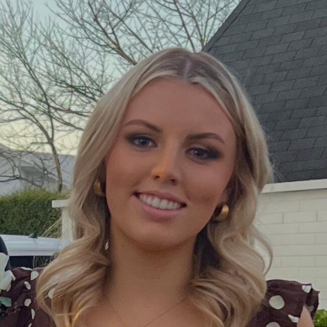 Babysitter in Christchurch: Stella