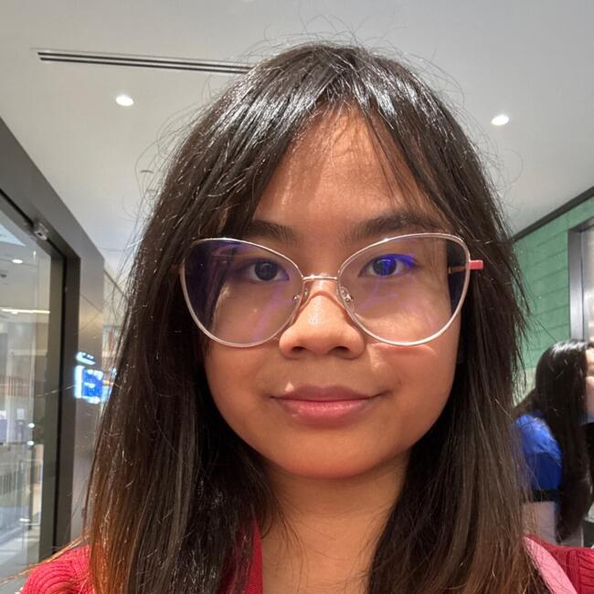 Babysitter in Singapore: Kirana
