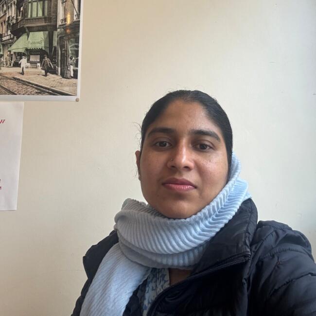 Babysitter in Ixelles-Elsene: Mahmuda