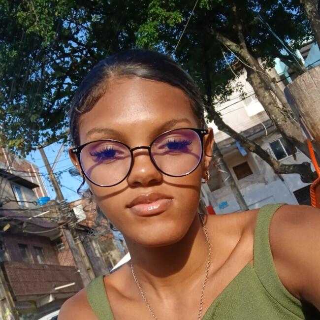 Babá em Salvador: Angelina