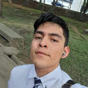 Babysitter in Villahermosa: Juval Velázquez Velázquez