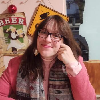 Babysitter em Lousada: Daiane