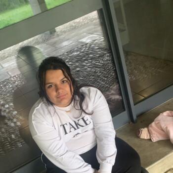 Baby-sitter in La Rochelle: Lounna