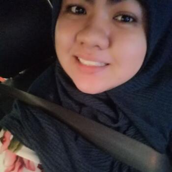 Pengasuh di Puchong New Village: NURUL